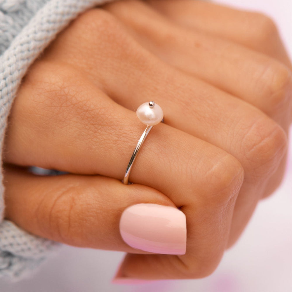 Bitty Pearl Ring 4