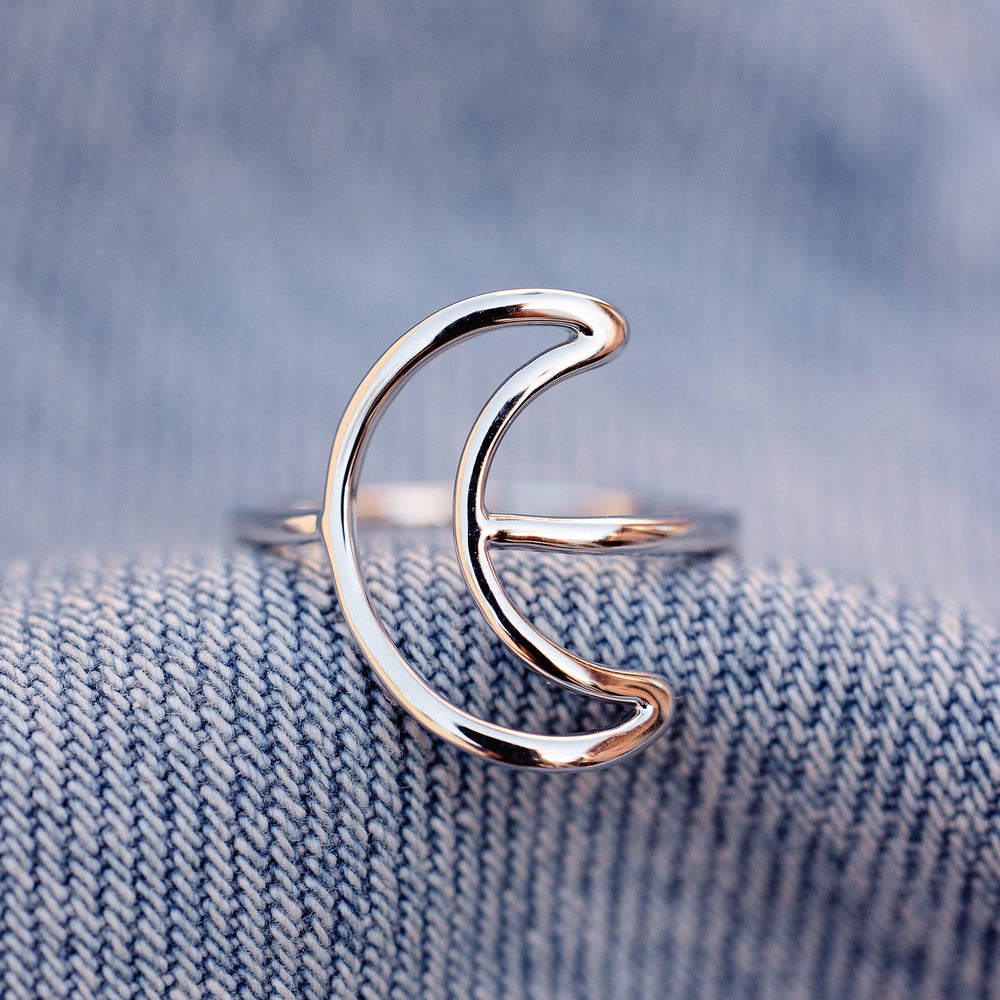 Oversized Crescent Ring 4