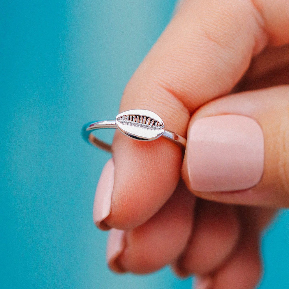 Cowrie Ring 4