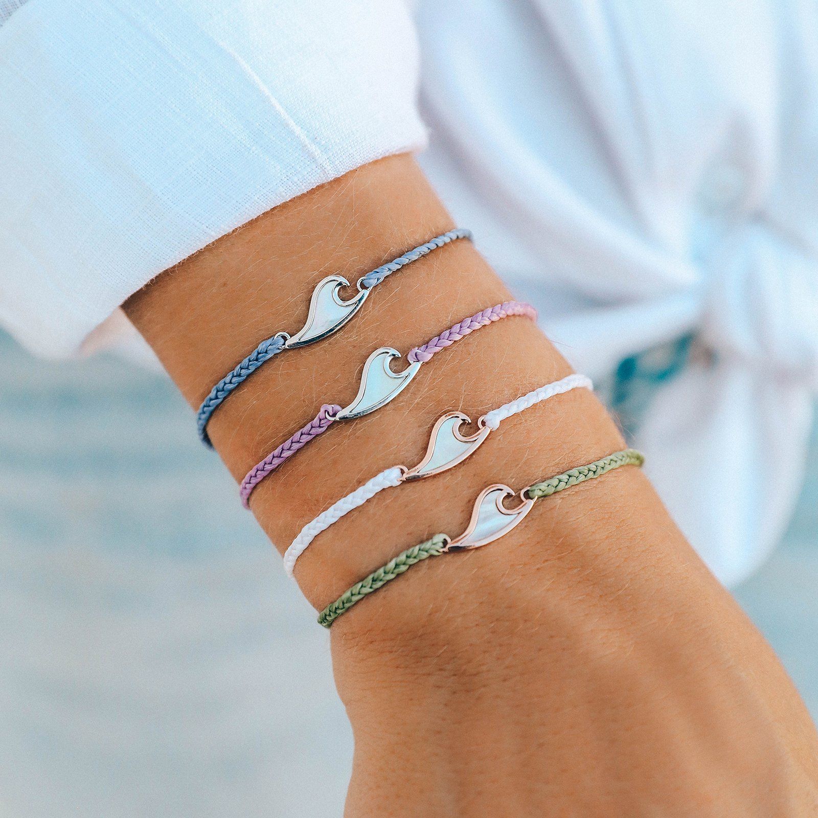 Pura vida wave sale charm bracelet